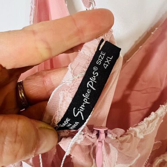 Simplee Plus Pink Textured Dress Romper Shorts NWT! - Picture 7 of 11